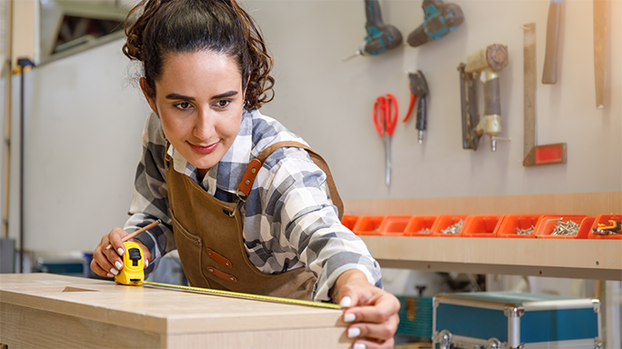 Exklusive Rahmenverträge für Schreinerbetriebe mit hohem Energieverbrauch.