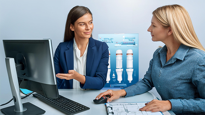 Regelmäßige Wartungsarbeiten an Starface Telefonanlage im Büro