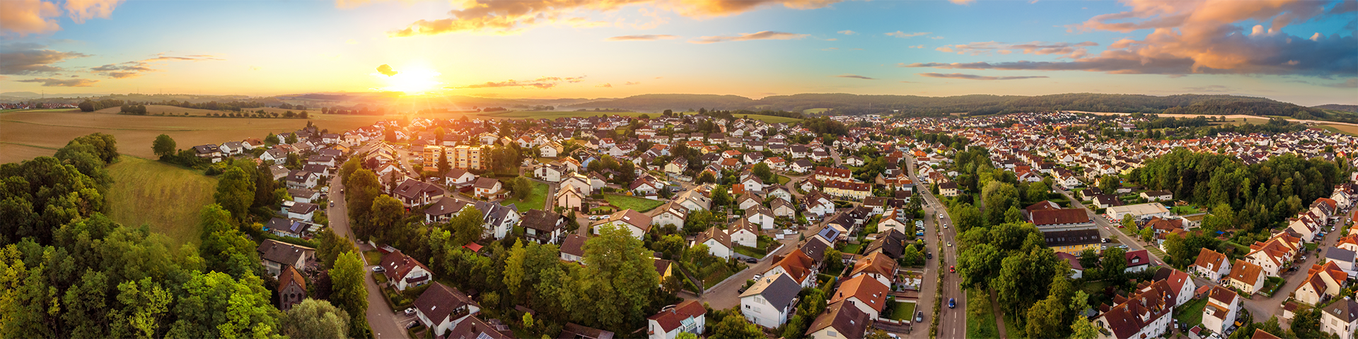 Professionelle Energieberatung für Städte zur nachhaltigen Kostensenkung und Effizienzsteigerung.