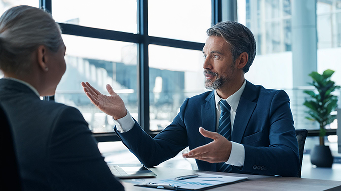 Umfassender Service: Von der Tarifauswahl bis zum Anbieterwechsel für die Chemieindustrie.